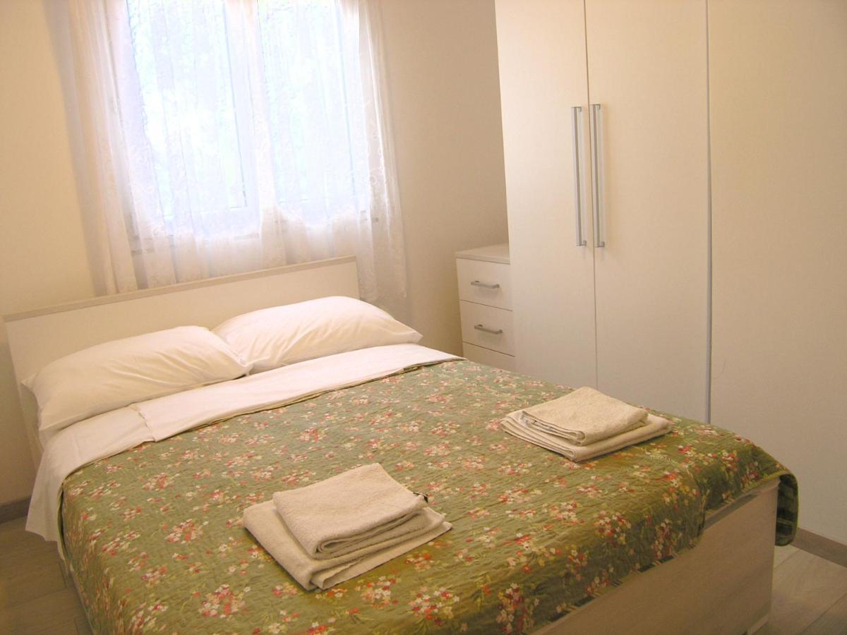 Apartments Sokolovic Krk Town Eksteriør bilde