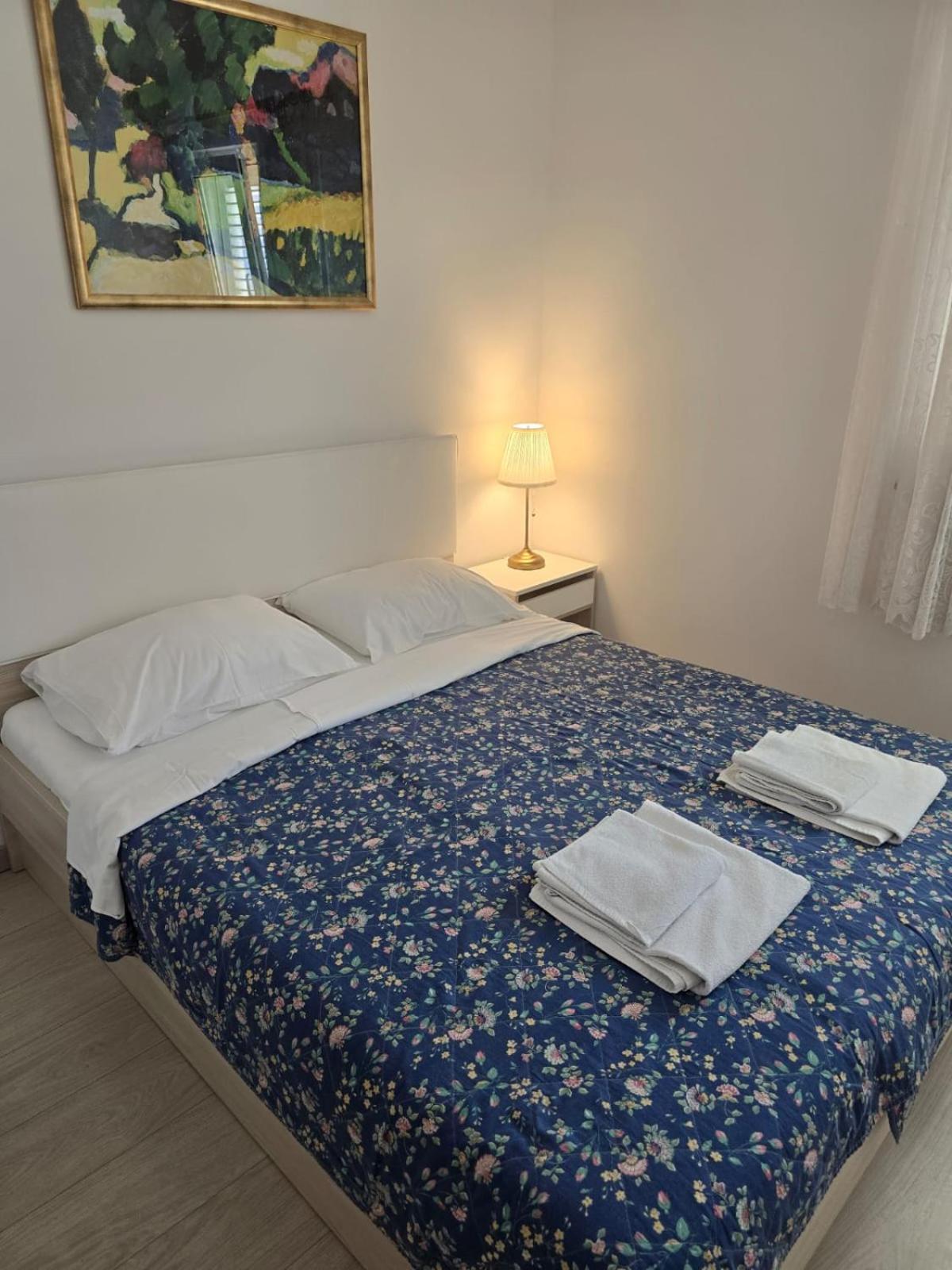 Apartments Sokolovic Krk Town Eksteriør bilde