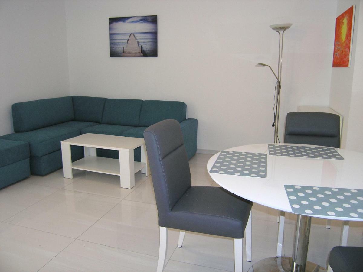 Apartments Sokolovic Krk Town Eksteriør bilde