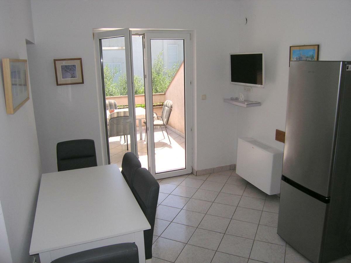 Apartments Sokolovic Krk Town Eksteriør bilde